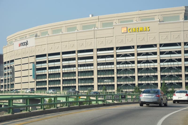 Would You Like to Live in a Secret Mall Apartment? Review Inside